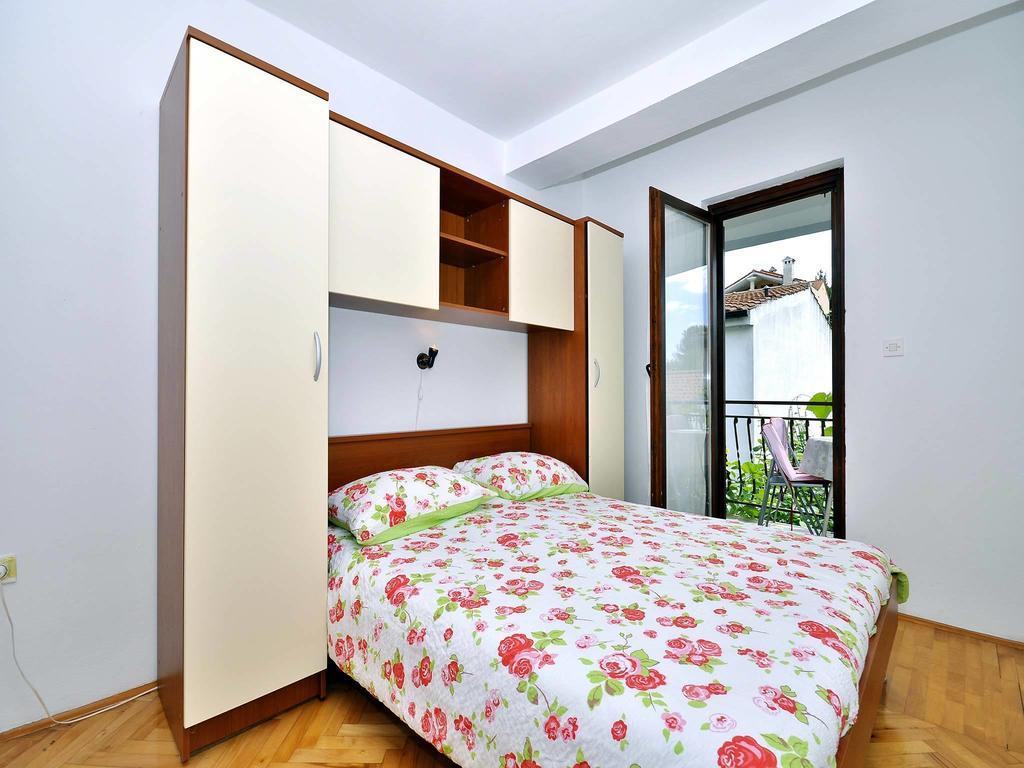 Apartments Mira 645 ポレッチ 部屋 写真