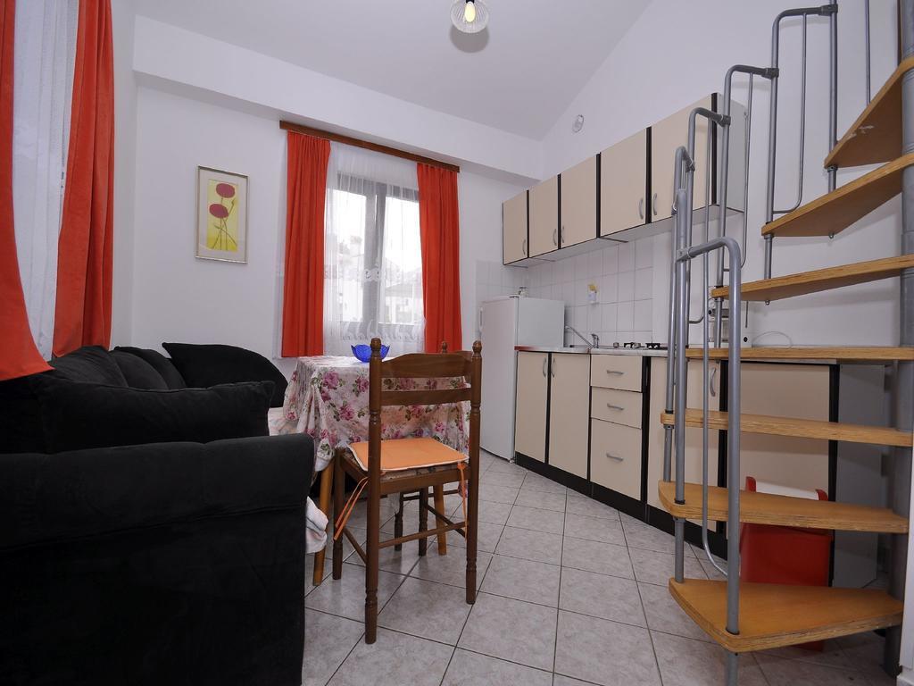 Apartments Mira 645 ポレッチ 部屋 写真